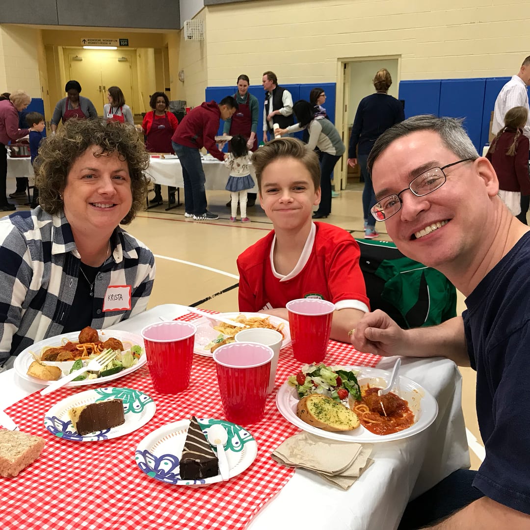 Our Pasta Palooza was a hit! A big thank you to our PTF members for all of their help. We ate pasta, played bingo, ate dessert, played board games and enjoyed time with school mates. Best way to kick off the weekend. We love ICS