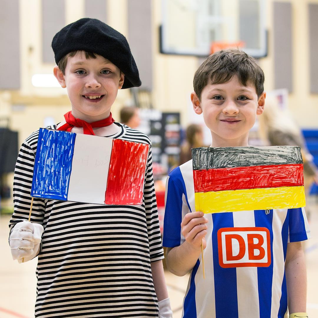 The Heritage Festival last Friday was a great success. Even traditional rivals France and Germany shared a moment together during the celebration